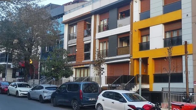 bocek ailesini zehirledigi iddia edilen ilaclama firmasinin 3 yasindaki karanin da olumune sebep oldugu GBcdHPqn