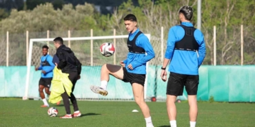 bodrum-fk-igdir-deplasmanda-galibiyet-pesinde-t4HQsYft.jpg