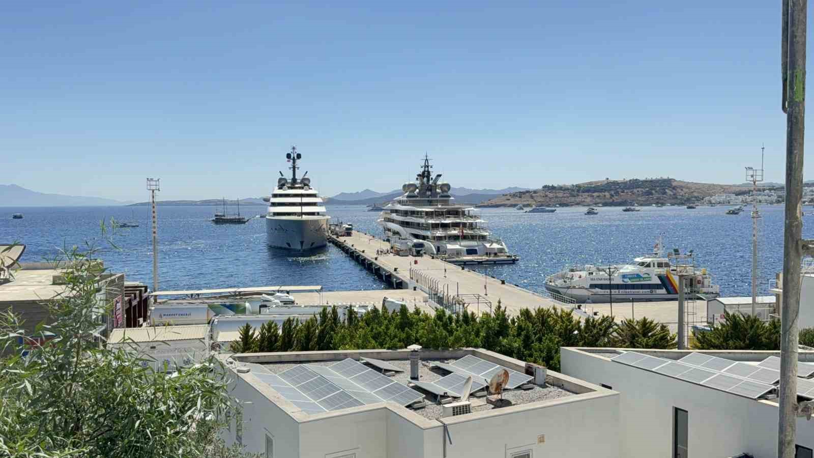 bodrum turizmde gucunu korudu ilk 6 ayda 416 bin yabanci turist temmuzda nufus 800 kBCNCM1N