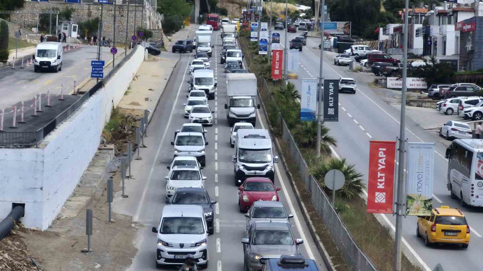 bodruma 24 saatte 20 bin arac giris yapti 5 fR2P5KNs