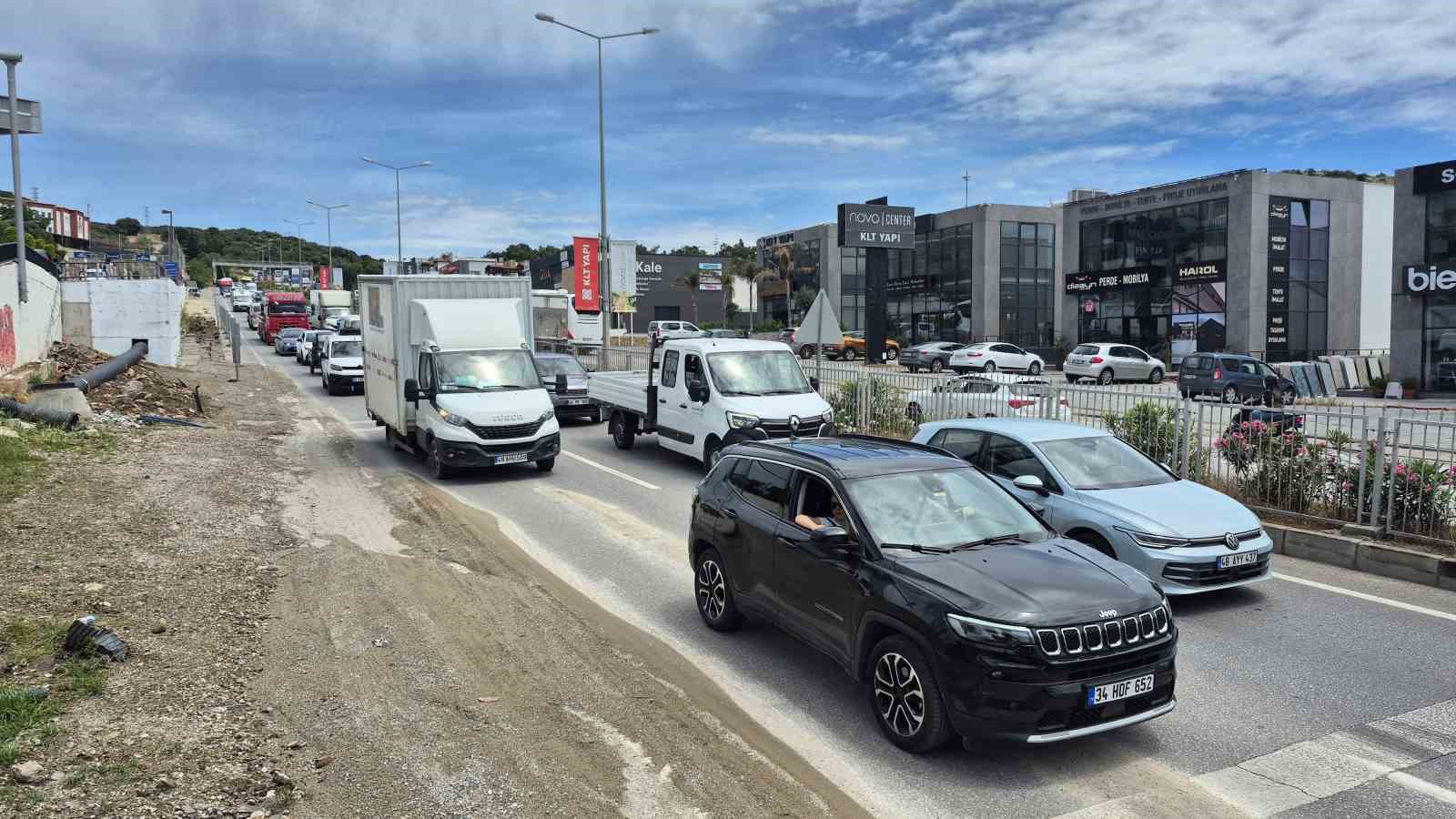 bodruma 24 saatte 20 bin arac giris yapti 6