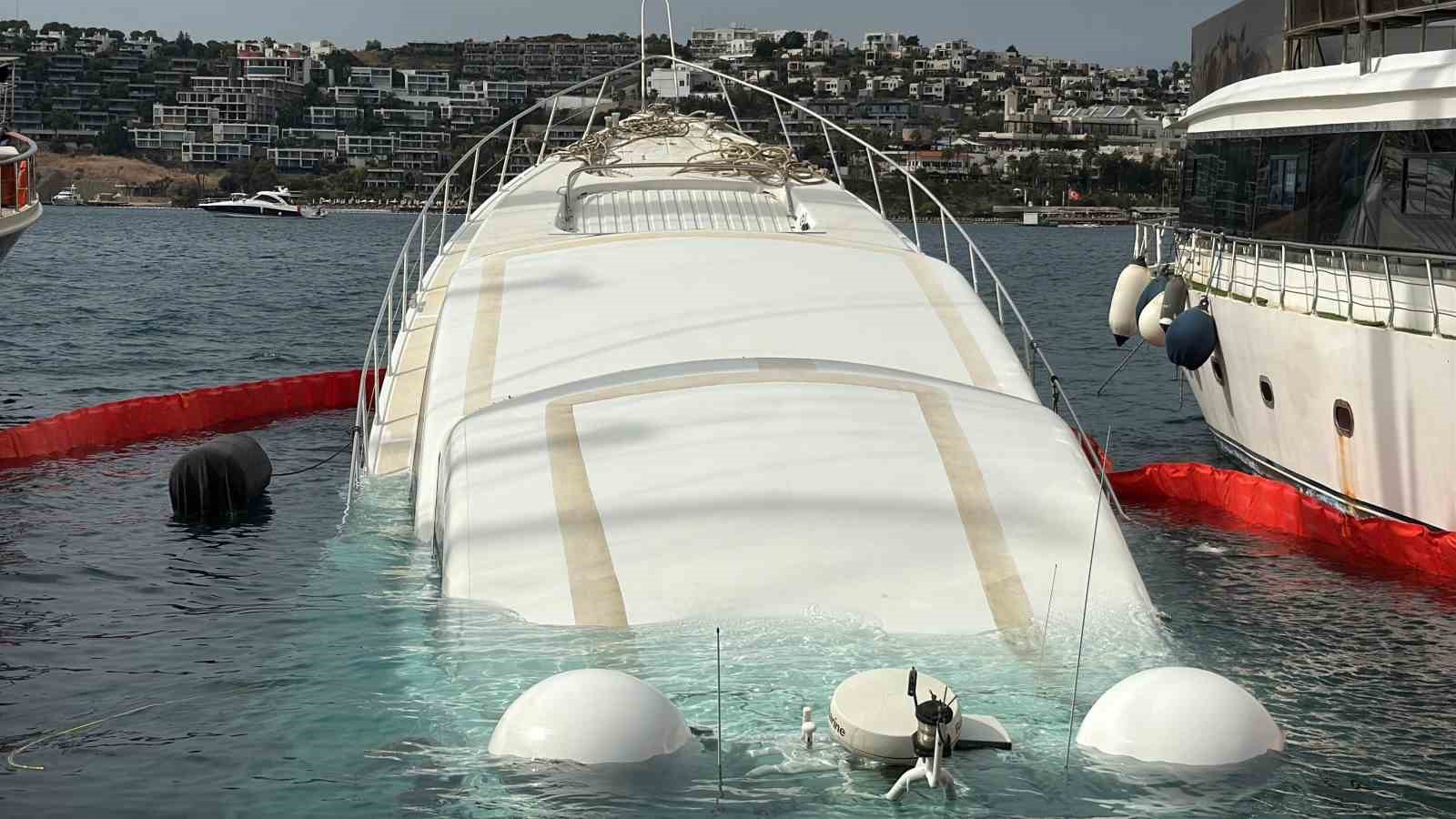 Bodrum’da 40 milyon TL’lik yat sulara gömüldü 9 bodrumda 40 milyon tllik yat sulara gomuldu 5 6DMZpSl5