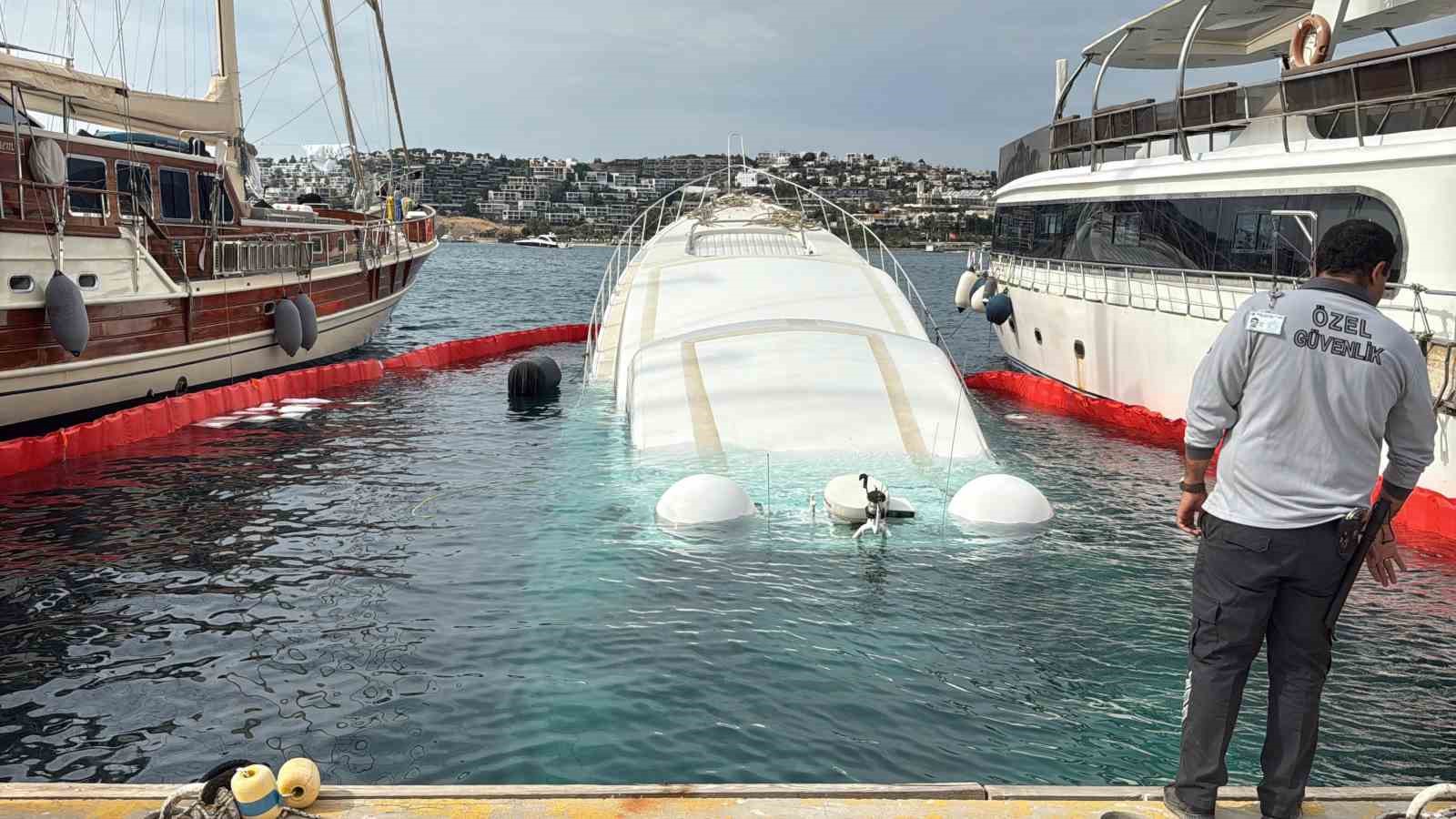 Bodrum’da 40 milyon TL’lik yat sulara gömüldü 10 bodrumda 40 milyon tllik yat sulara gomuldu 6 m2nNuLEi