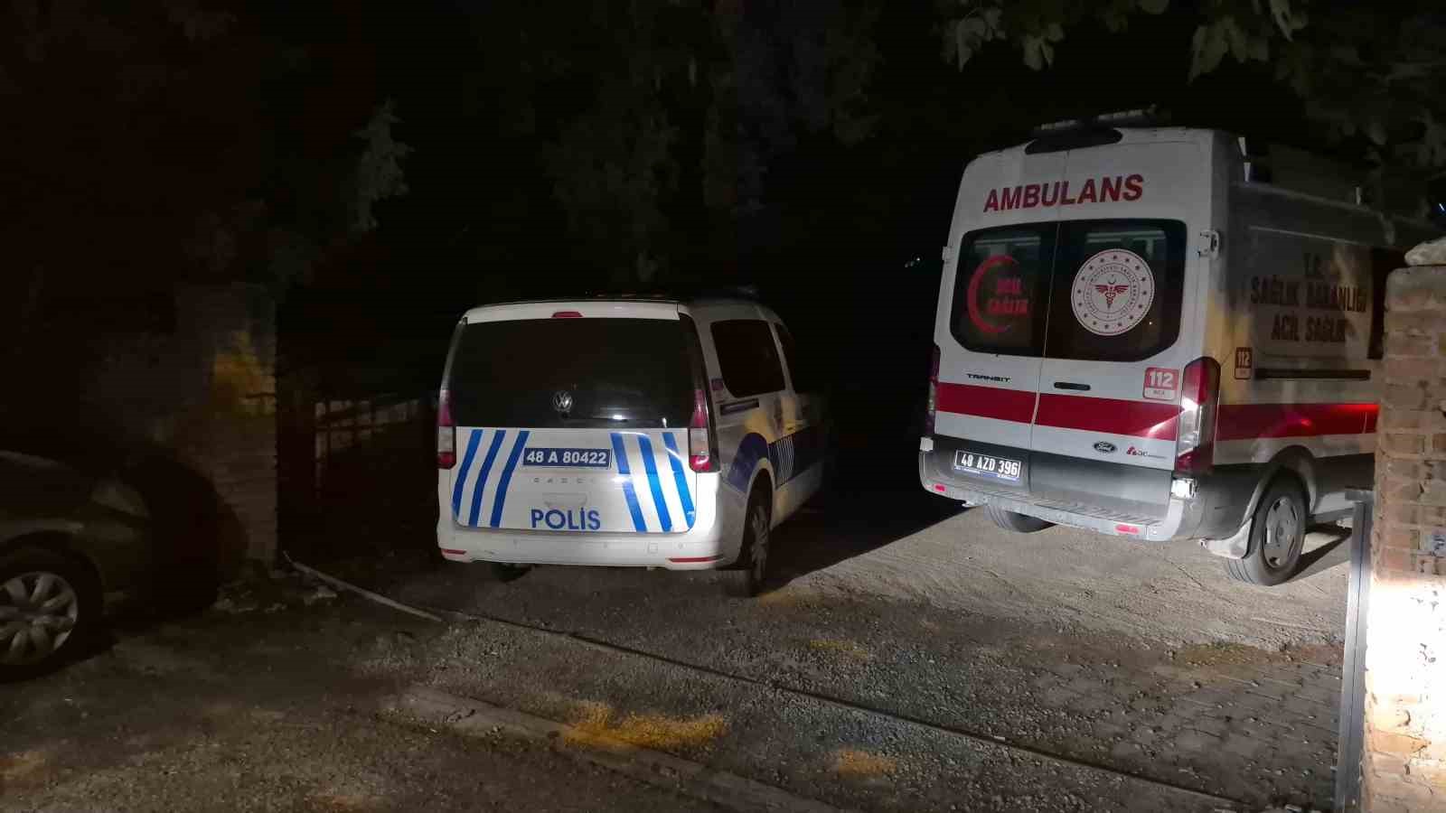 Bodrum’da Barış Manço’nun sahne arkadaşı tüfekle vurulmuş halde bulundu 5 bodrumda baris manconun sahne arkadasi tufekle vurulmus halde bulundu 1
