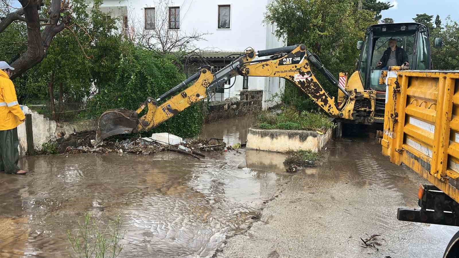 bodrumda sel sonrasi ilk aciklama metrekareye 45 kilogram yagis dustu 2 pDg5rEgz