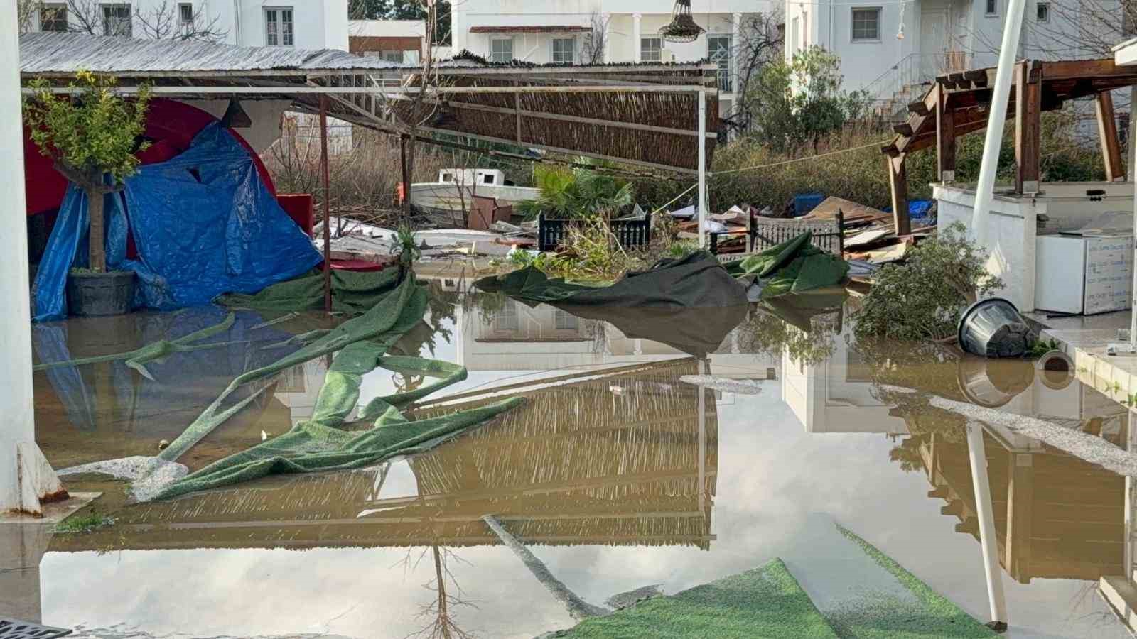 bodrumda selin tablosu gun agarinca ortaya cikti 1 6Y2gdyIK