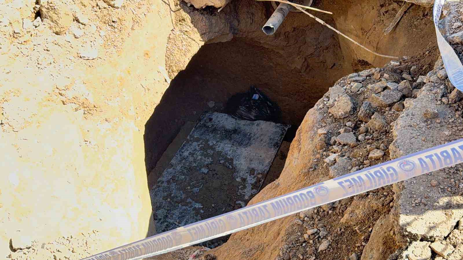 bodrumda su isale hatti kazisinda lahit bulundu 0 yhSEv3CO