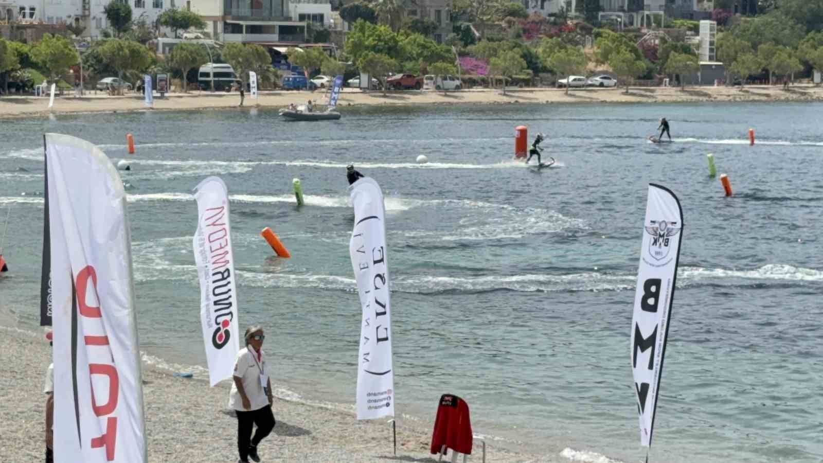 bodrumda su ustunde adrenalin firtinasi 2 jfQ5MhdU