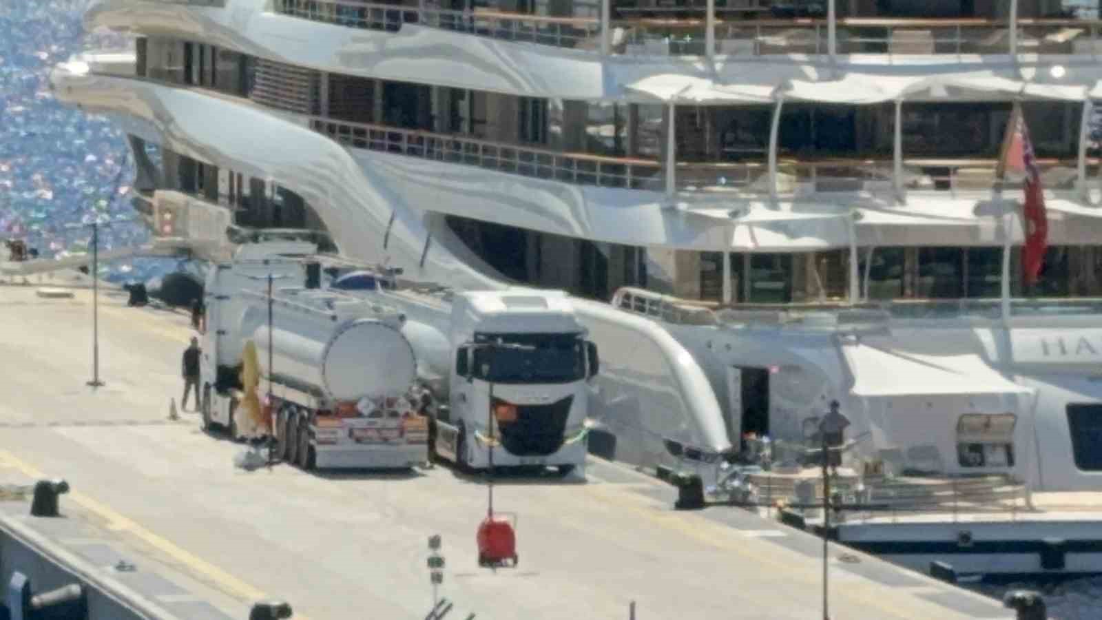 bodrumda super yatlara 21 tankerle 600 bin litre yakit ikmali 1 tviaARbT