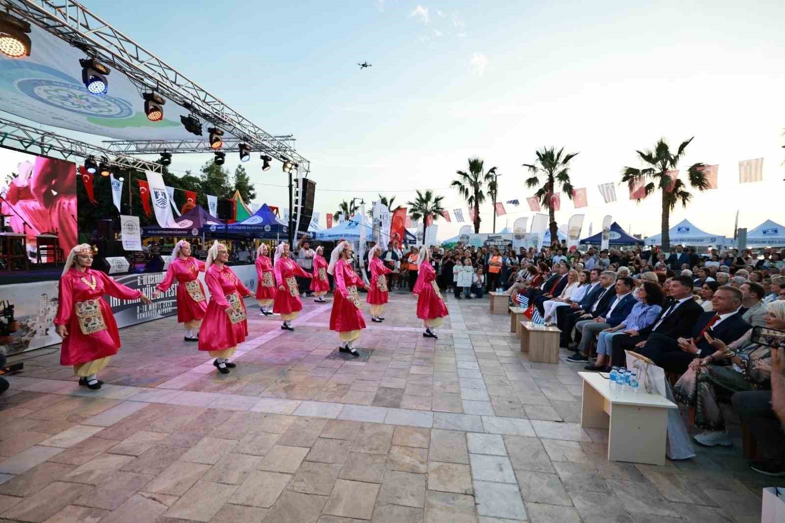 bodrumdan yunanistana dostluk ve kultur koprusu kuruldu 13 mMia7Jvd