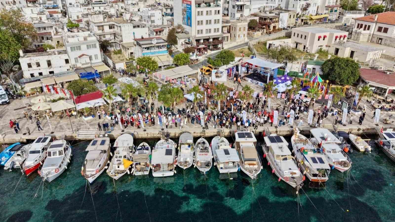 bodrumdan yunanistana dostluk ve kultur koprusu kuruldu 9 DvzG79ig
