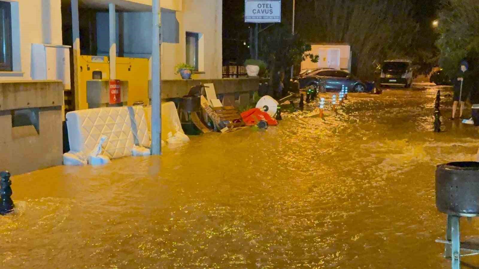 bodrumu sel vurdu evler ve is yerlerini su basti 0 1z1TkAZh