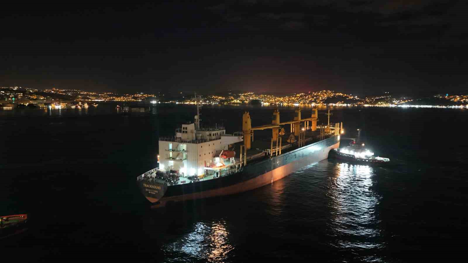 bogazda gemi arizasi trafik cift yonlu askiya alindi 1 GFrPdVbD