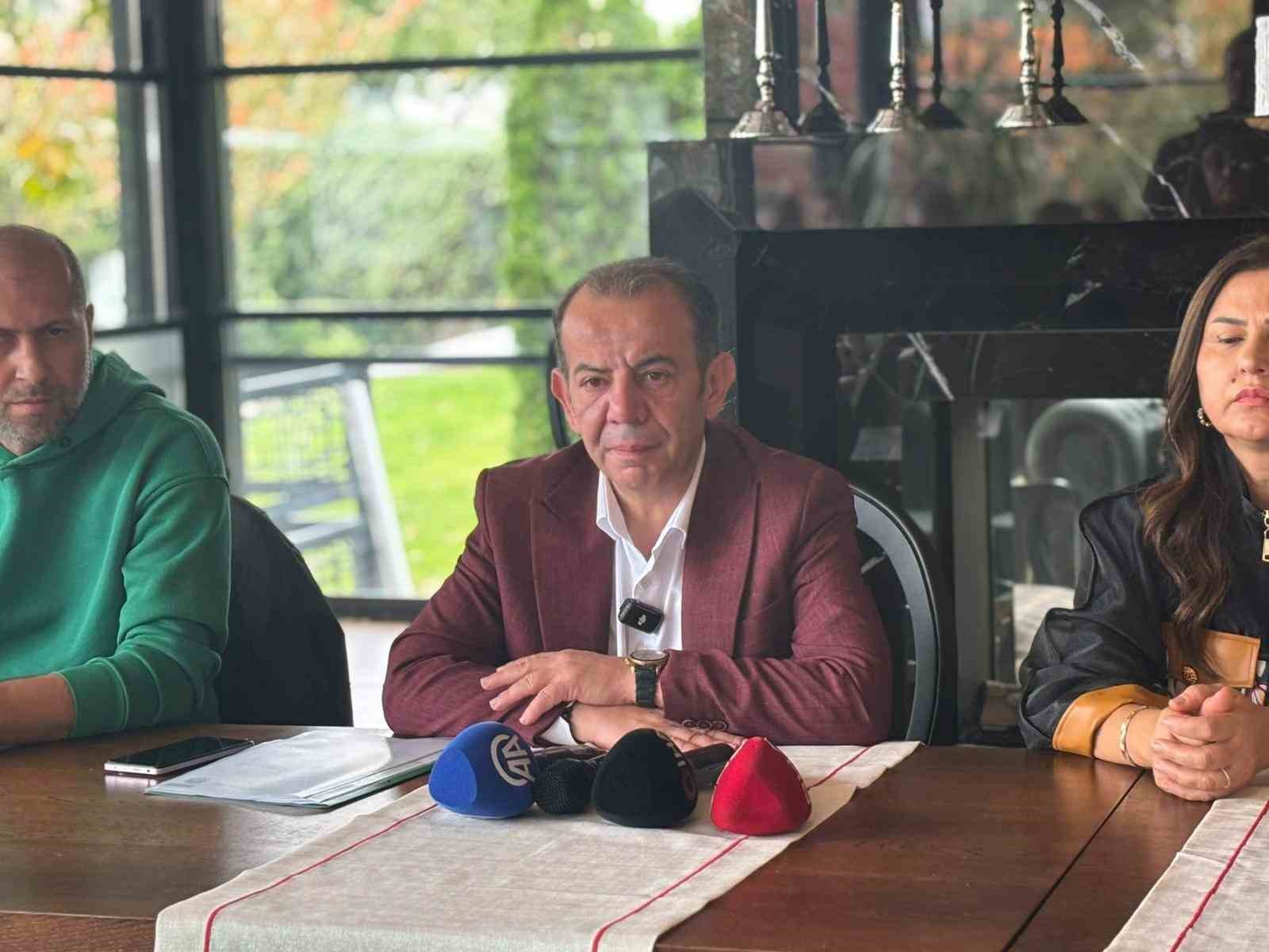 bolu belediye baskani ozcan sayin kilicdaroglu ve ekibi partiye gelirse beni atip atmamasi hic m5rSlnzX