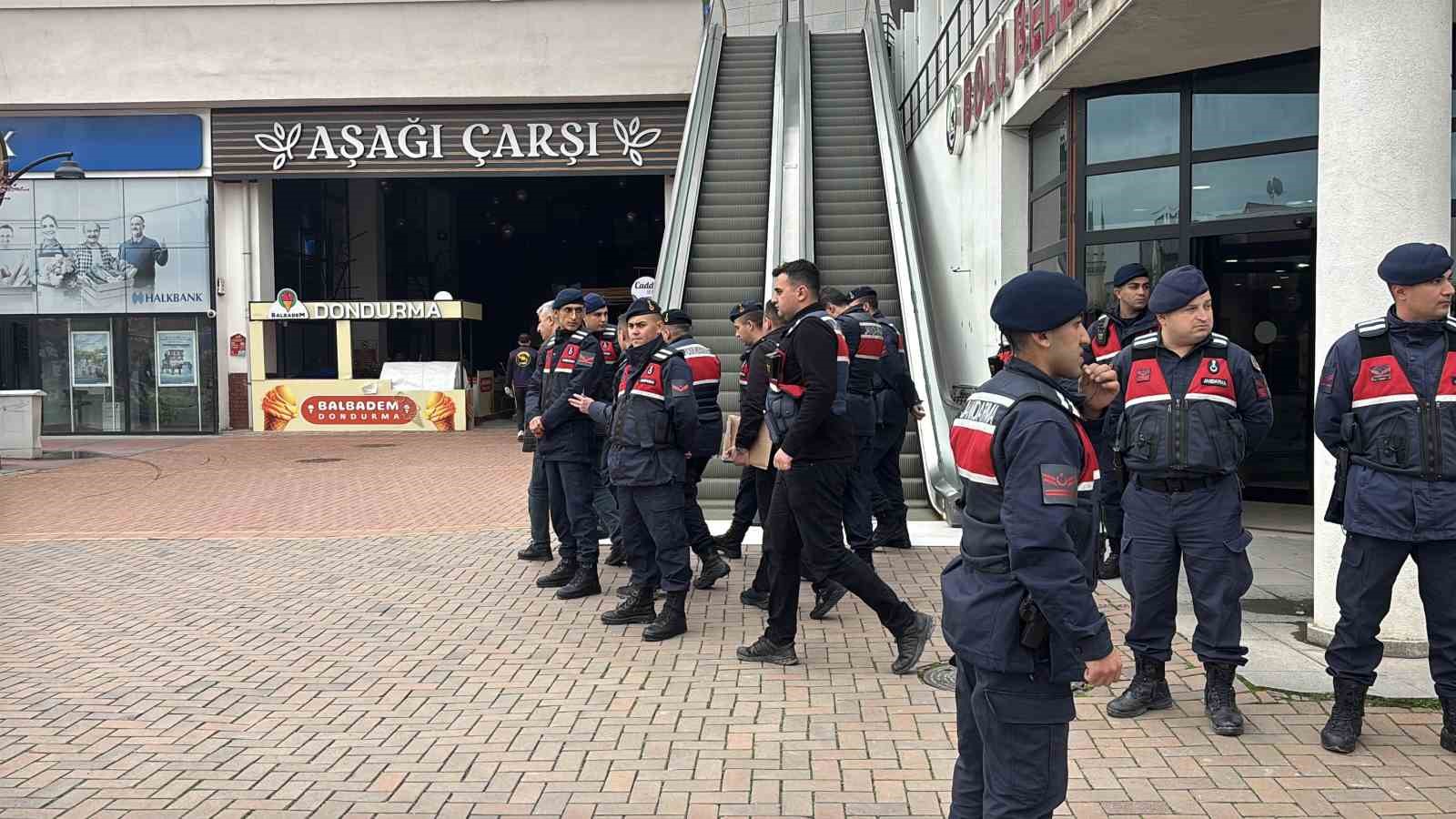 bolu belediyesinde jandarma ekipleri inceleme calismasini bitirdi evraklar goturuldu 1 EnqOeIZQ