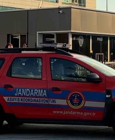 bolu-belediyesine-zimmet-operasyonu-ozel-kalem-muduru-tutuklandi-s1p4EuiA.jpg