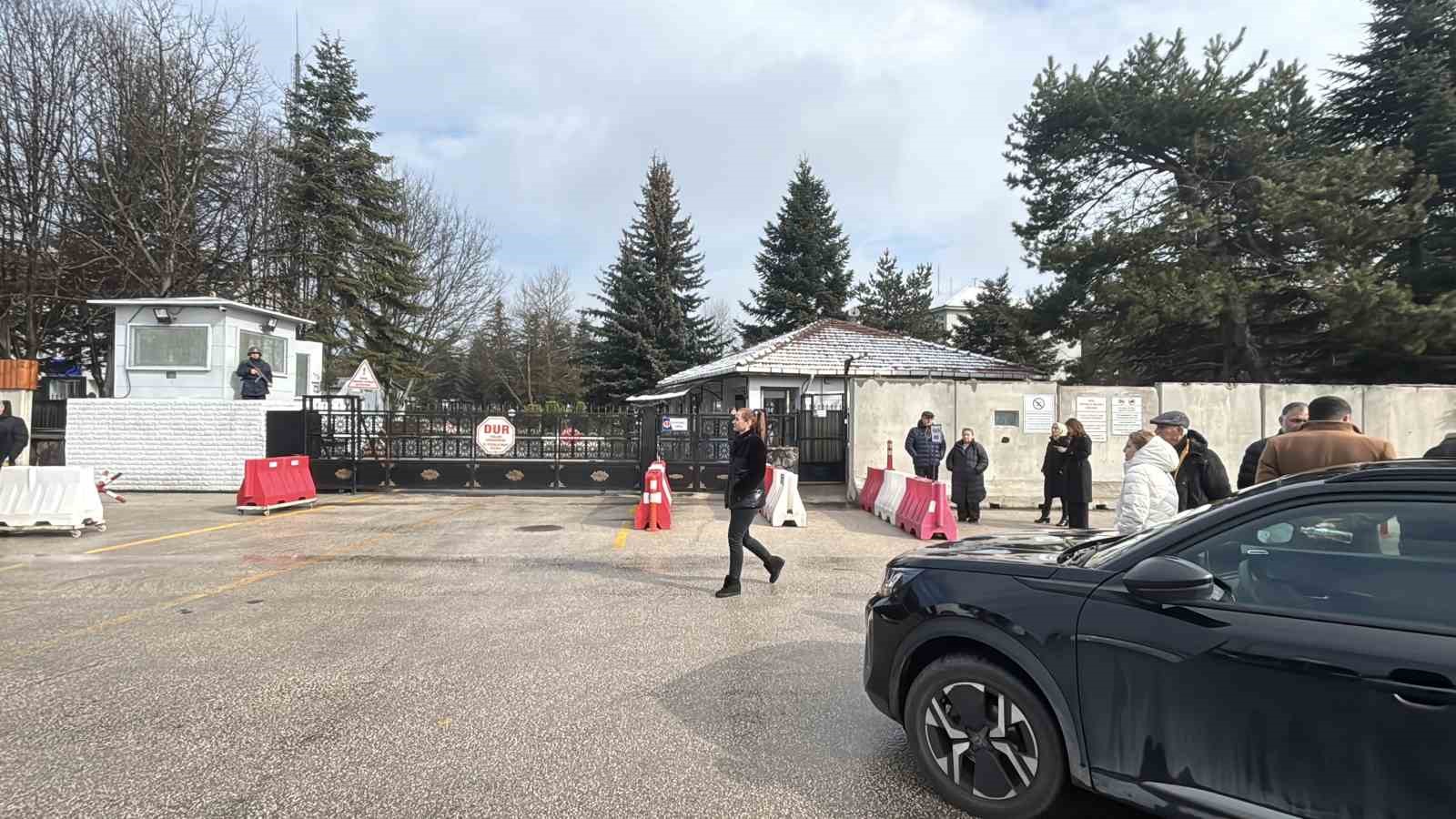 bolu belediyesinin vakfinda kurban vurgunu iddiasi 2 gozalti 2 O2QQYCzS