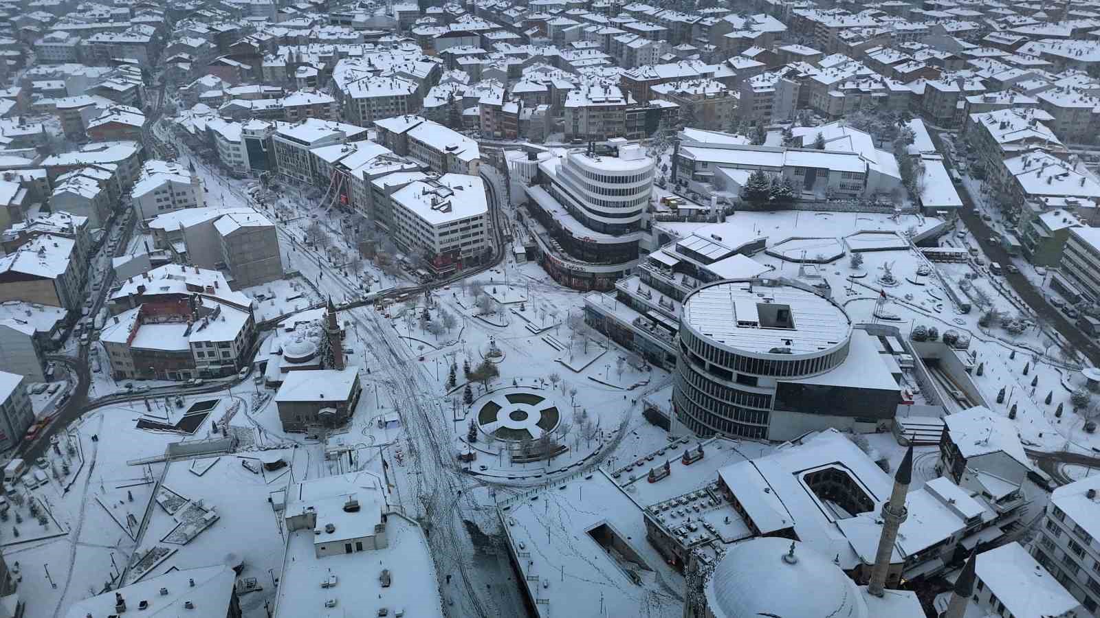 bolu beyaza burundu 4 8ll46542