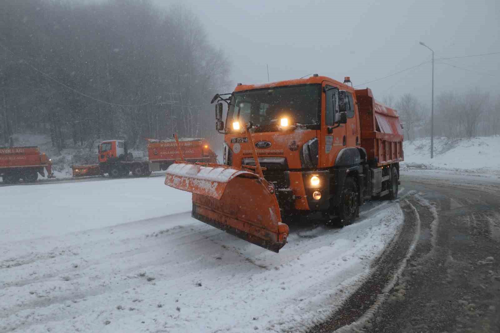 bolu dagi beyaza burundu kar kalinligi 10 santimetreye ulasti 9 4AMieyus