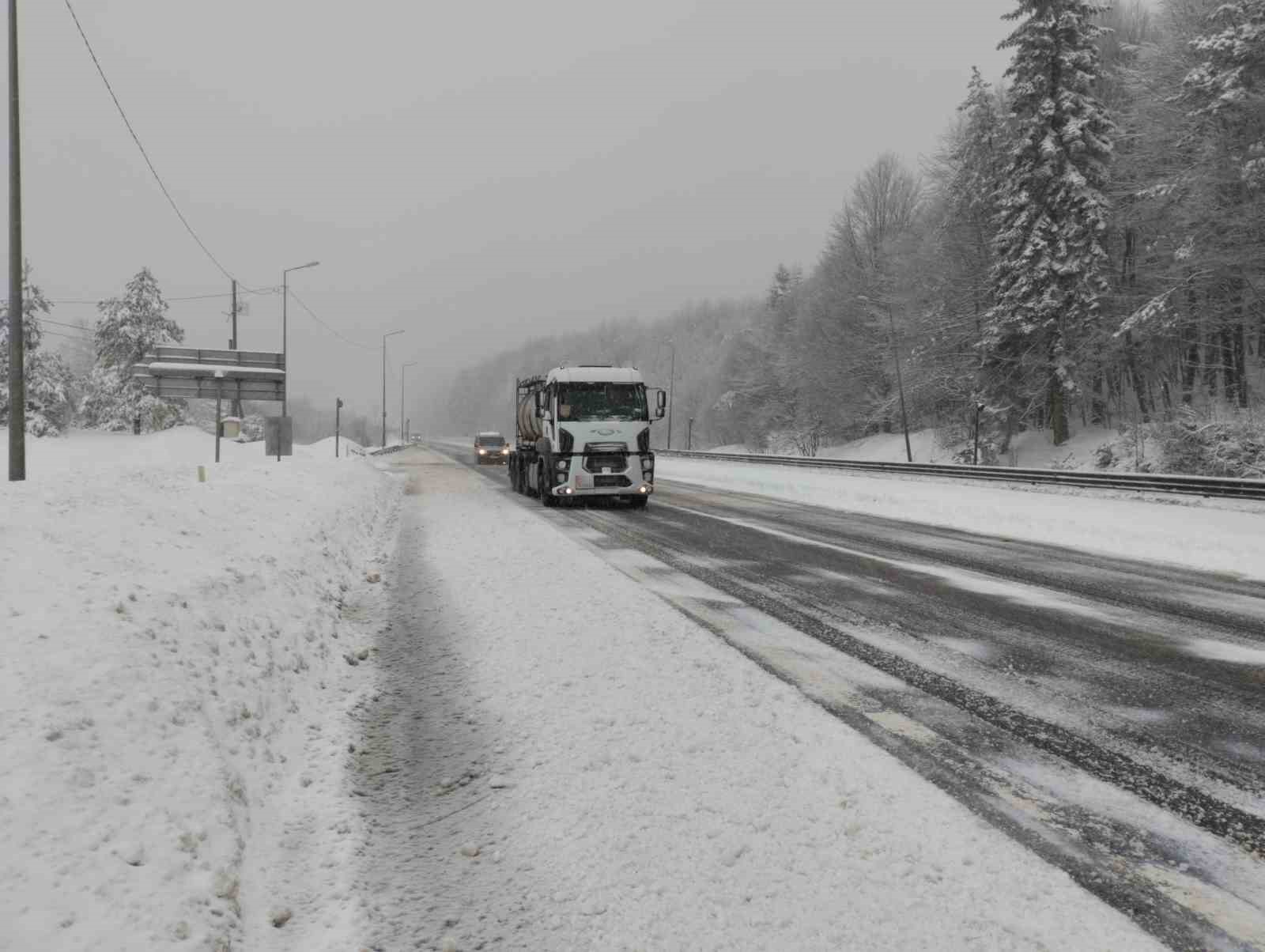 bolu daginda araliklarla etkili oluyor 1 uCCWCEkc