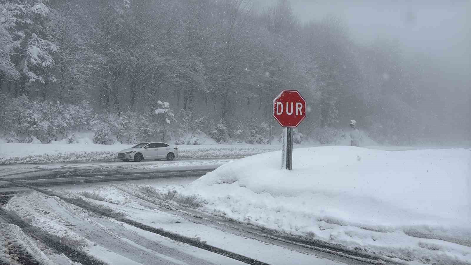 bolu daginda kar yagisi yeniden basladi 0 ji3dYTgj