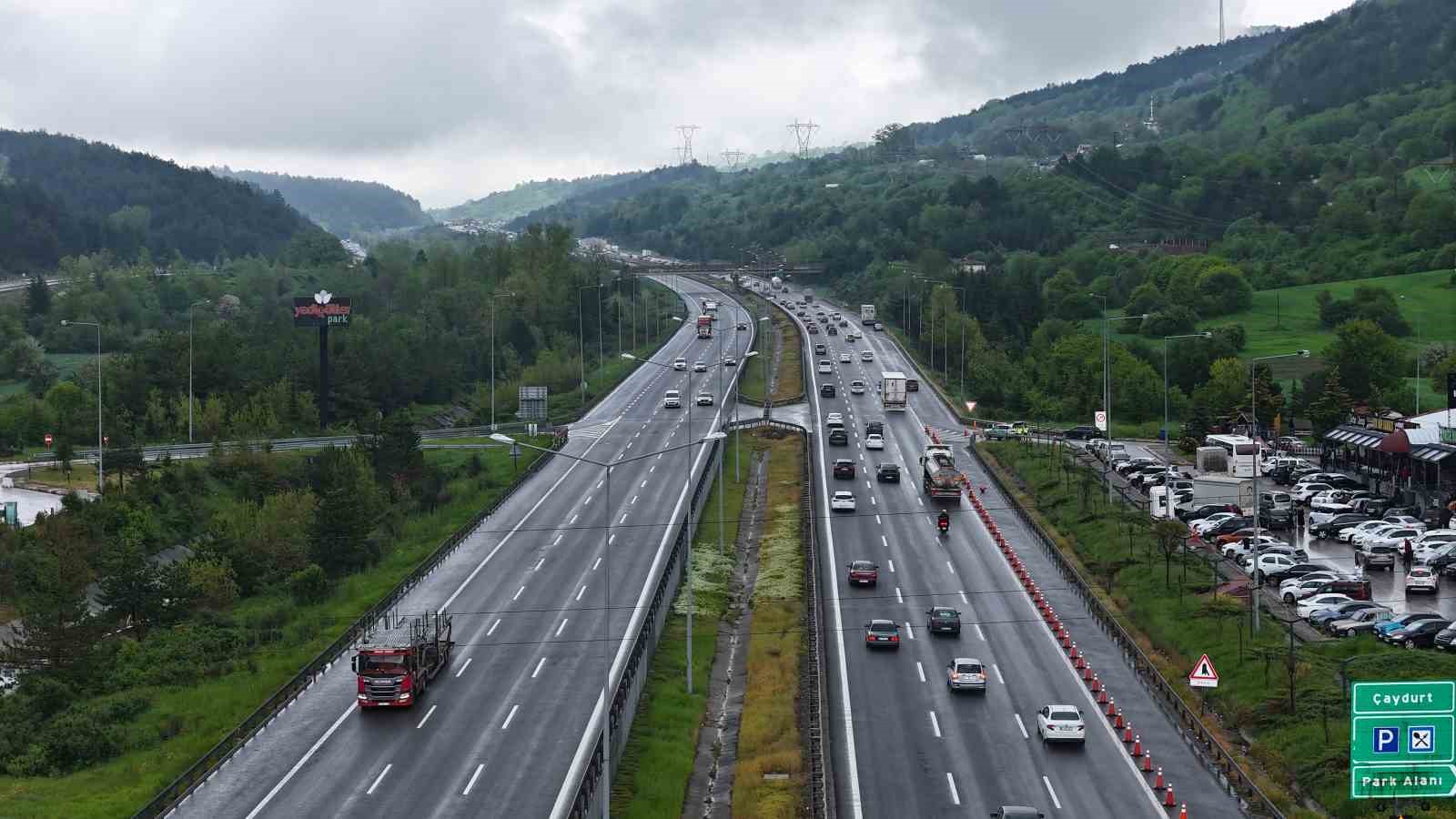 bolu gecisinde bayram gocu devam ediyor 5 DWgIO1qe