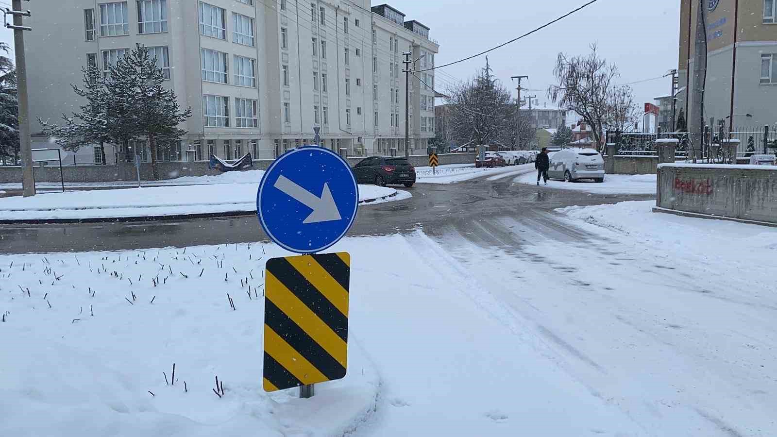 bolu gune karla uyandi 1 vsRpZweU