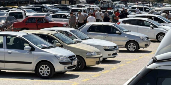 bolu-oto-pazarinda-arac-cok-satis-yok-g9vRjQsp.jpg