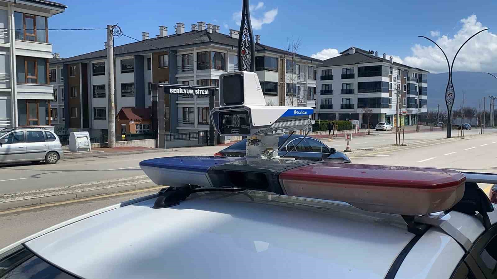 bolu sokaklarinda trafidar mesaisi asiri hiz yapanlar yandi 1 z5rY3DN4