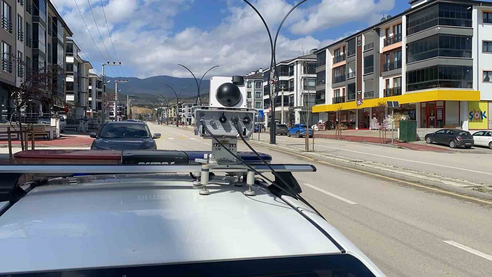 bolu sokaklarinda trafidar mesaisi asiri hiz yapanlar yandi 2 Lg6E6Rjw
