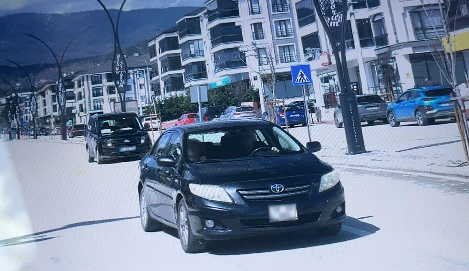 bolu sokaklarinda trafidar mesaisi asiri hiz yapanlar yandi 4 AX4sd2r8