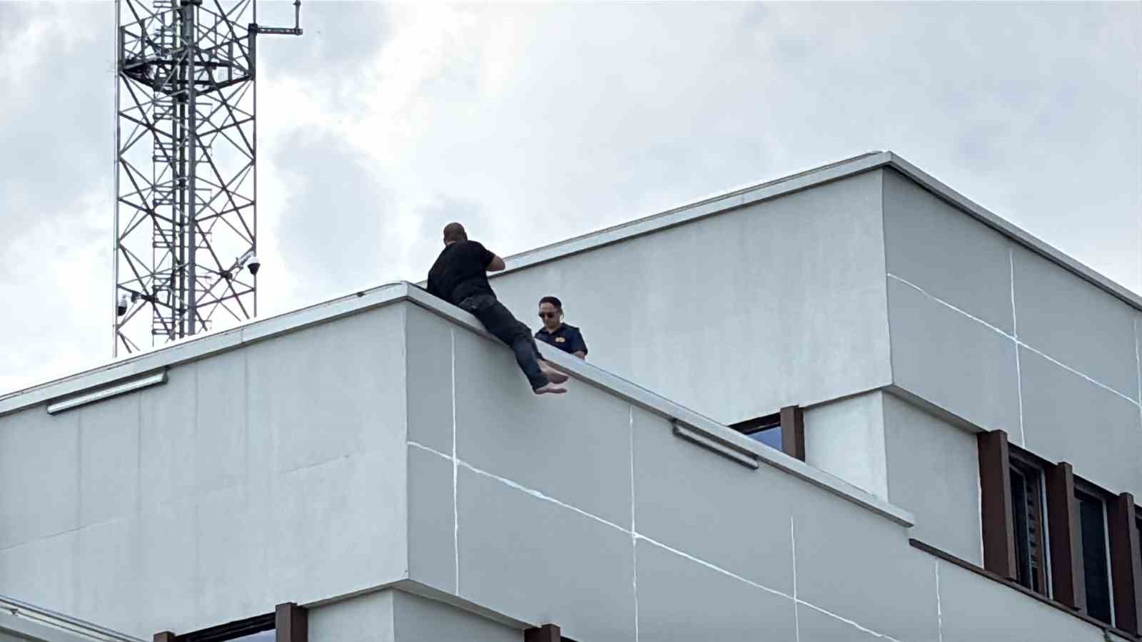 boluda 2 milyon liralik salep cezasina isyan edip catiya cikti 1 56vstrZD