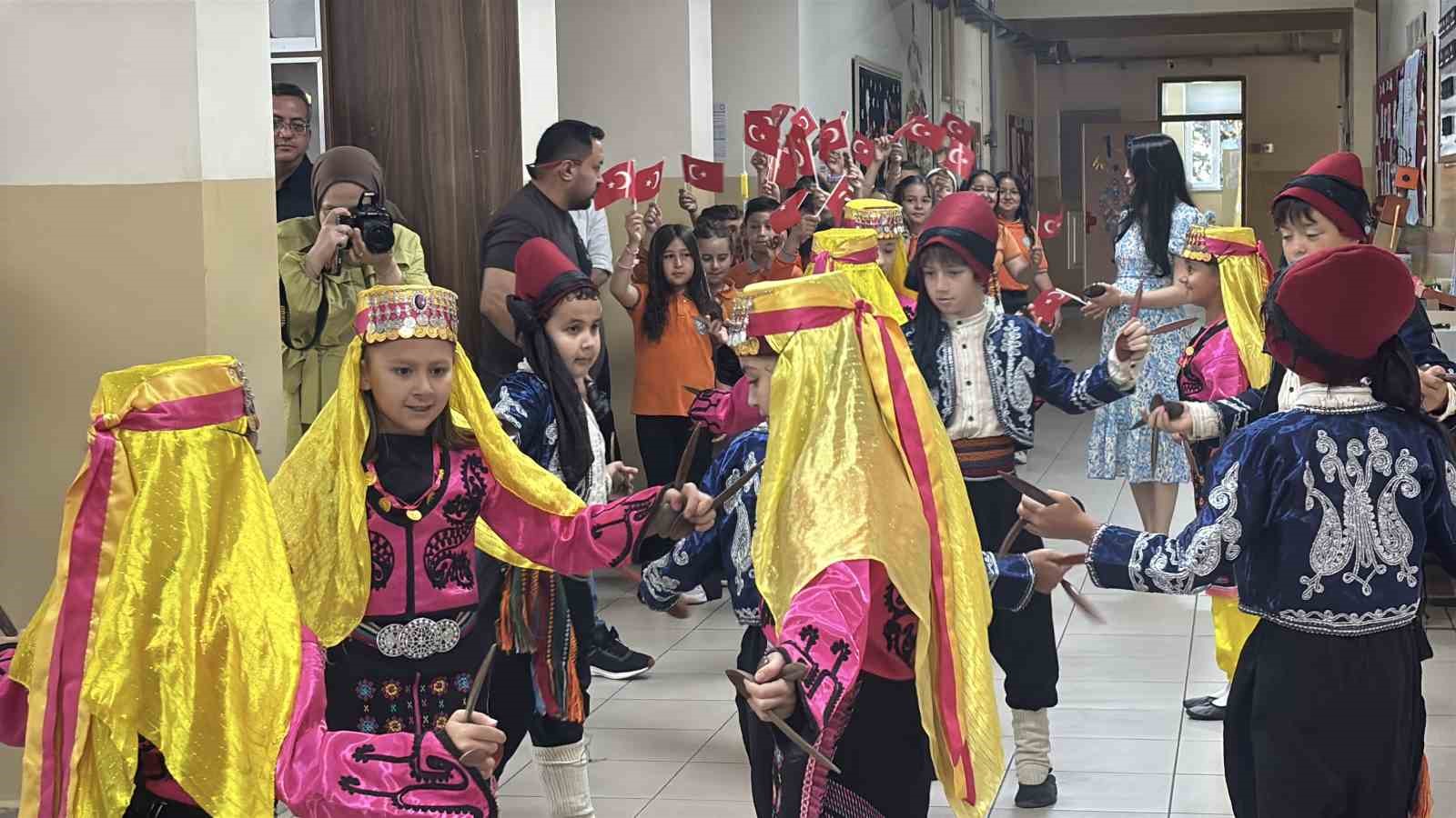 boluda 49 bin 169 ogrenci karne sevinci yasadi 3 dOy7juyL