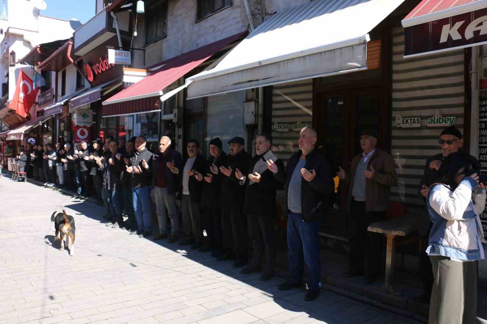 boluda 8 asirlik gelenek ramazanda da surduruldu 4 zd1POwtI