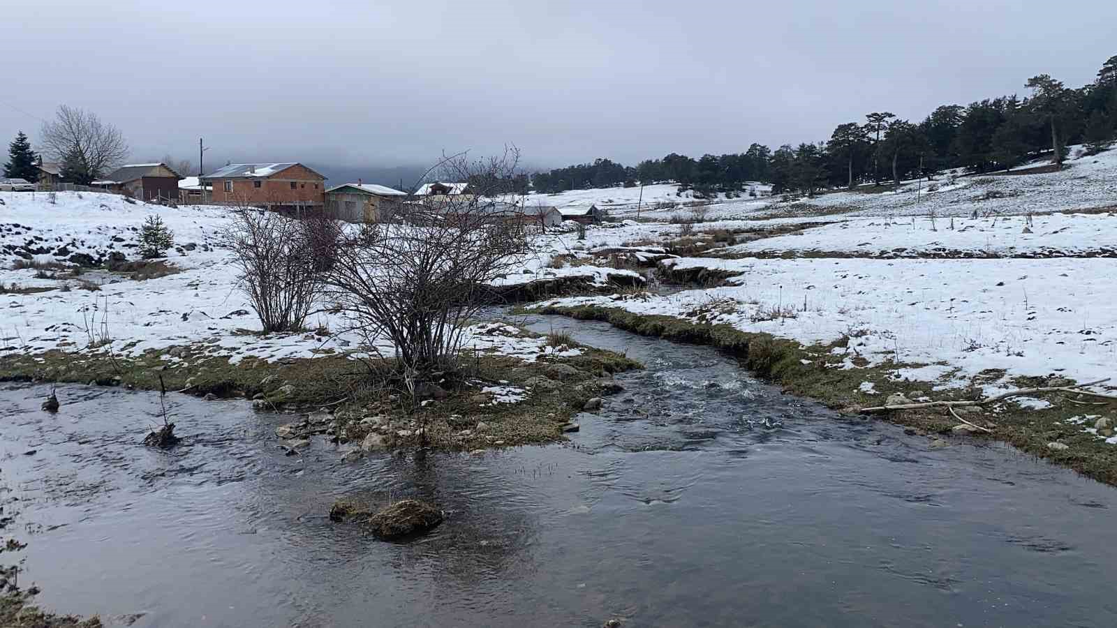 boluda acan cigdemler kar altinda kaldi 5 lUAMvlhf