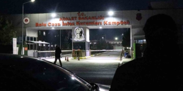 boluda-cezaevinden-tahliyeler-basladi-hepimiz-sevincliyiz-FNJraPWs.jpg