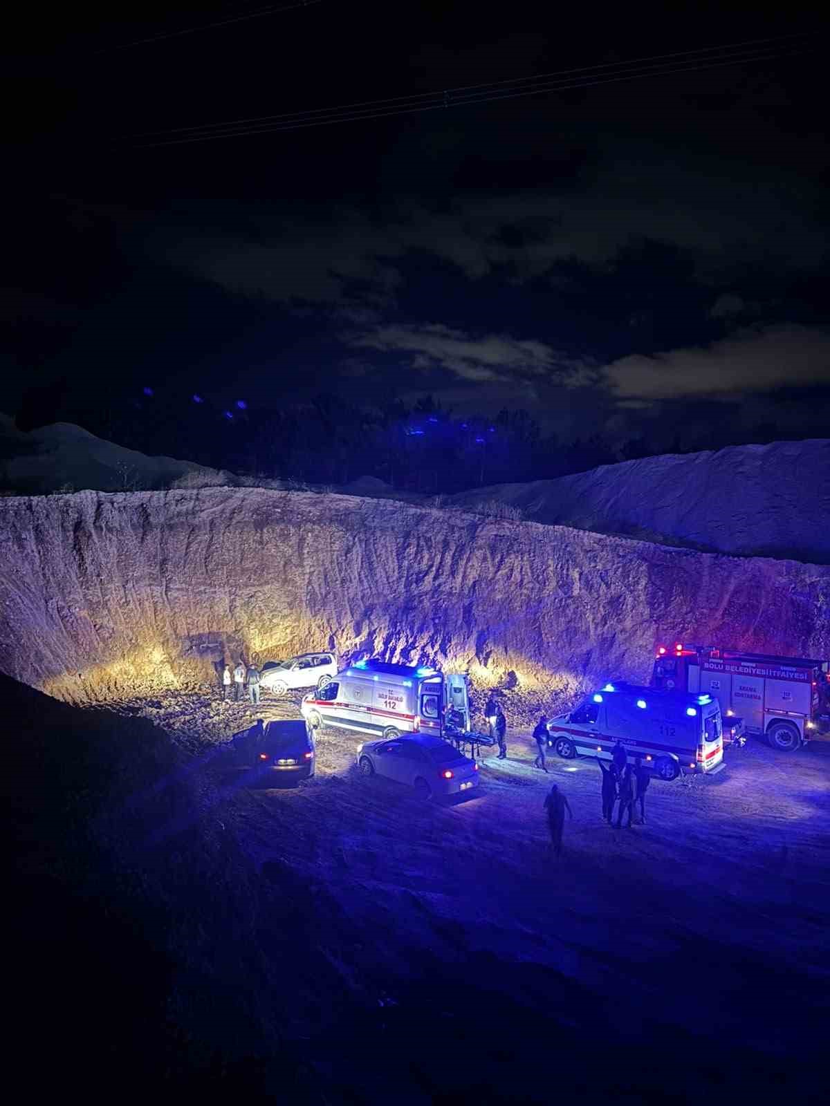 boluda cip 15 metrelik ucurumdan uctu 2 sevgili hayatini kaybetti 1 yarali 9 PueTYgmu