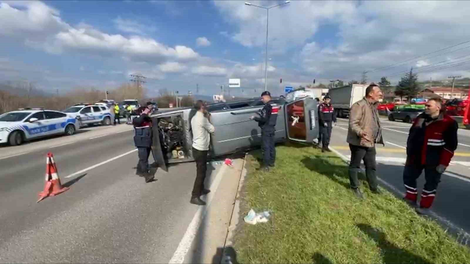 boluda d 100de feci kaza 6si cocuk 9 kisi yaralandi 4 IUkrKJHa