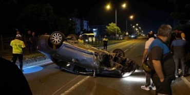 boluda-d-100de-takla-atan-otomobilden-burunlari-bile-kanamadan-ciktilar-dZaYYm9n.jpg