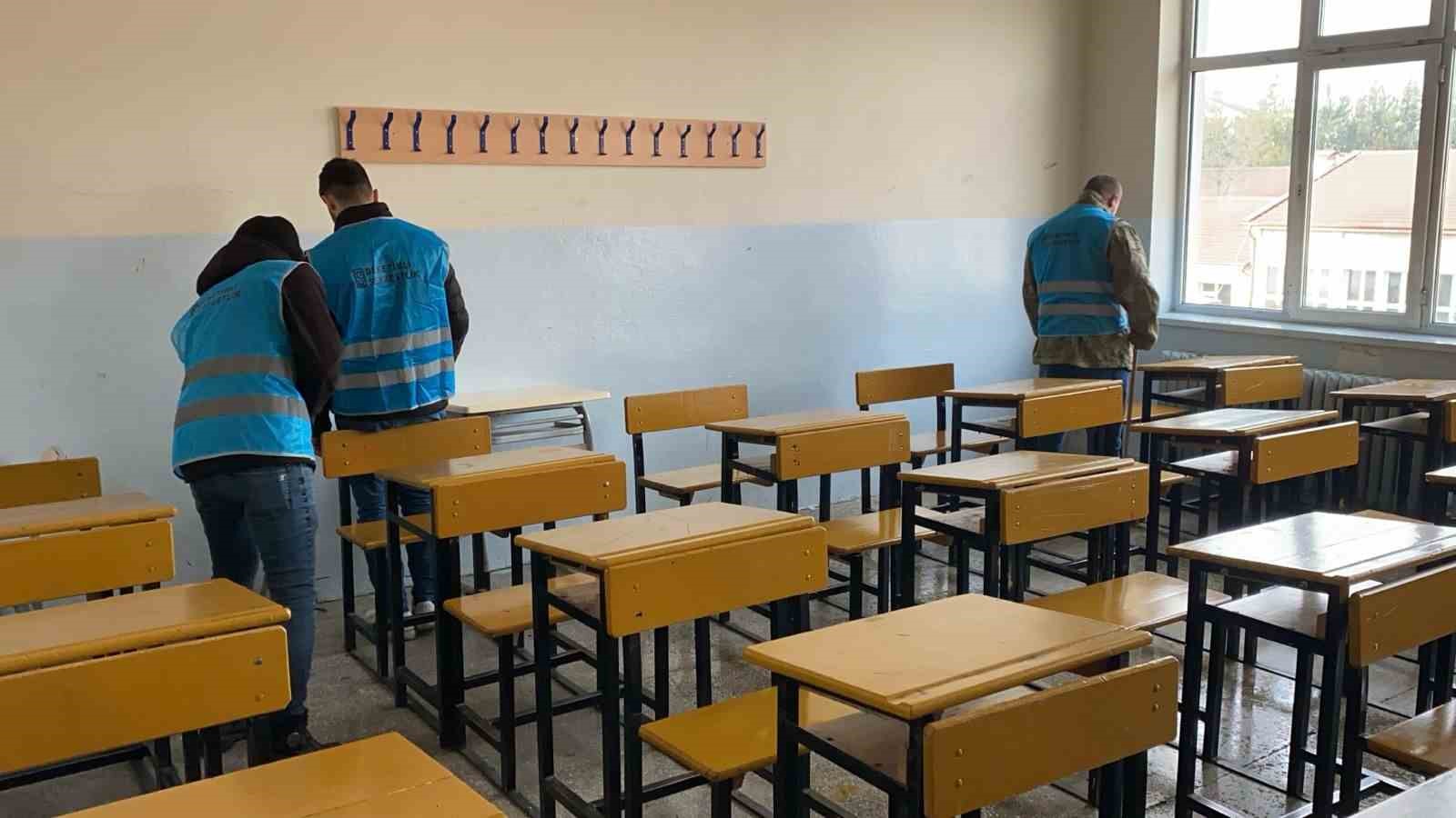 boluda denetimli serbestlik yukumluleri okullari temizledi 3 PtduIVrG