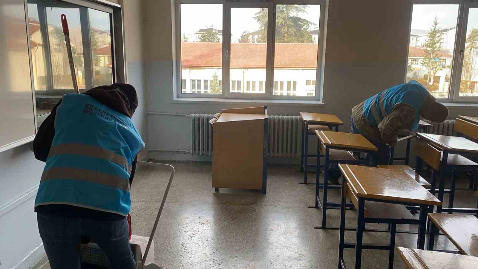 boluda denetimli serbestlik yukumluleri okullari temizledi 5