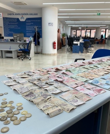 boluda-dilenci-operasyonu-uzerinden-4-bin-lira-para-cikti-Au5zRIwI.jpg