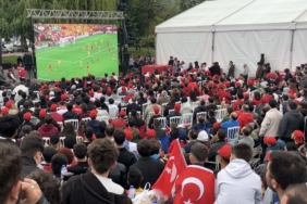 Tekirdağ’da milli coşku: Taraftarlar sahili doldurdu 2 thumbnail