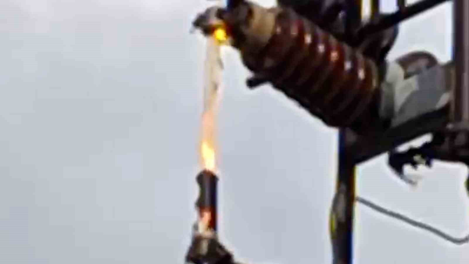boluda elektrik diregine yildirim dustu 1 MjDDskLb