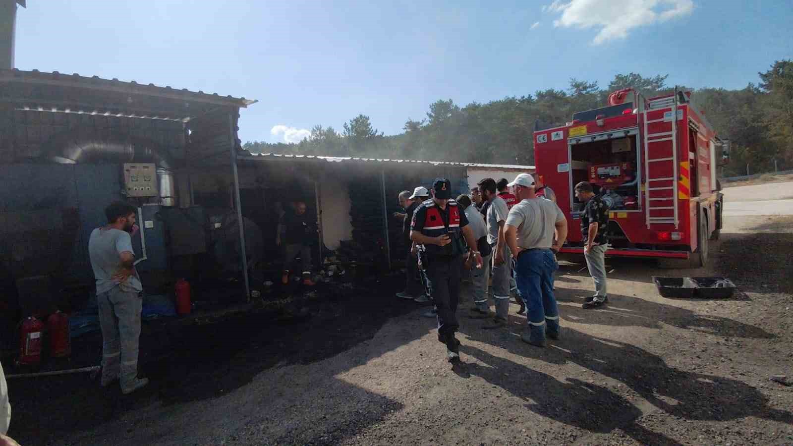 boluda erpilic kumeslerinde yukselen dumanlar itfaiyeyi alarma gecirdi 0 Fm4mw2I4