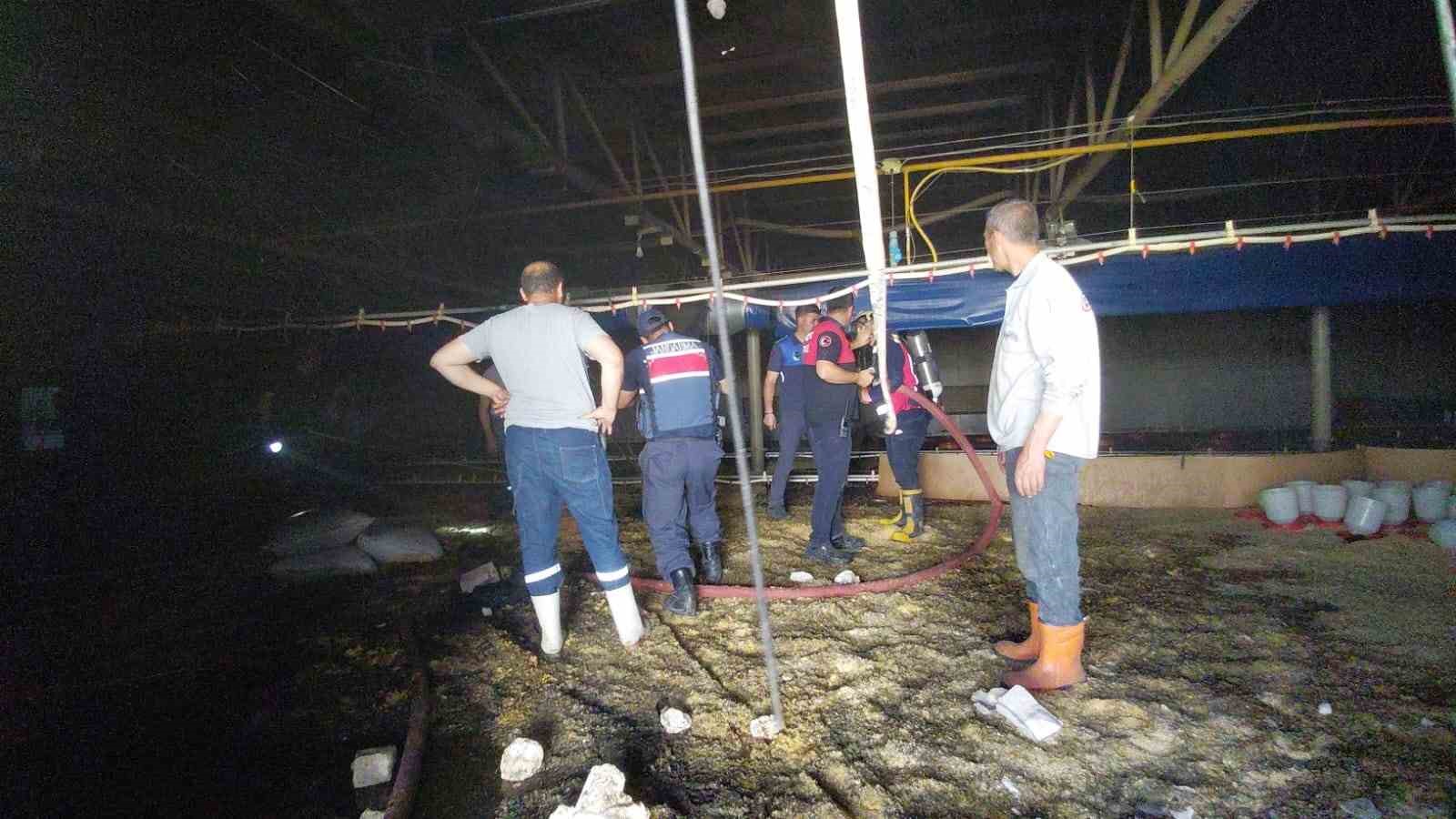 boluda erpilic kumeslerinde yukselen dumanlar itfaiyeyi alarma gecirdi 1 AUndgVmk