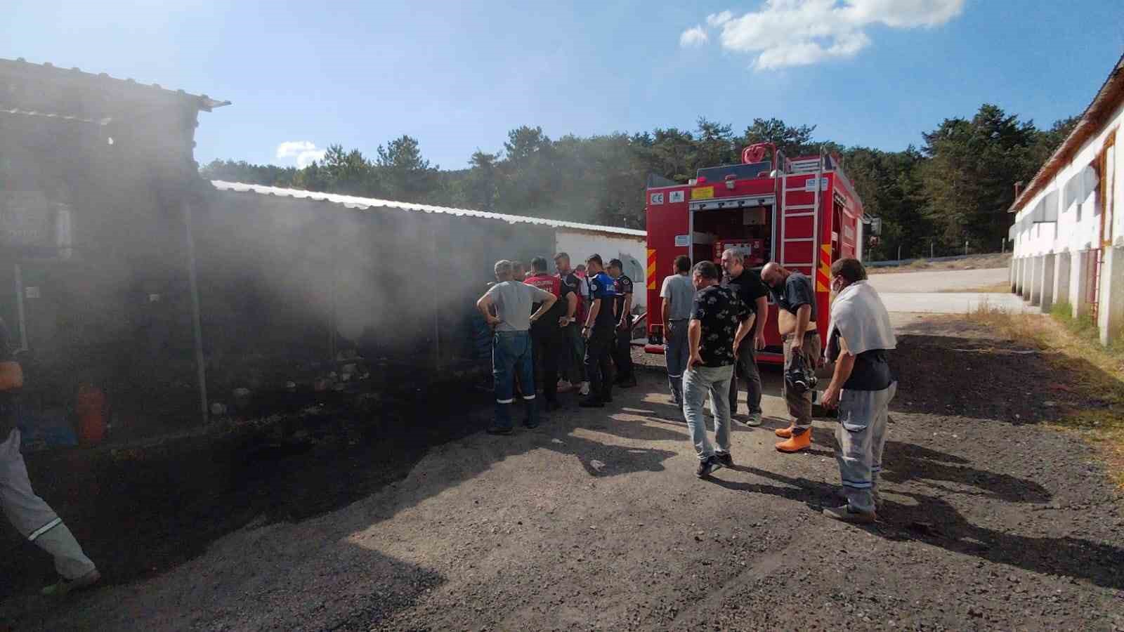 boluda erpilic kumeslerinde yukselen dumanlar itfaiyeyi alarma gecirdi 4 WkqBBDdM