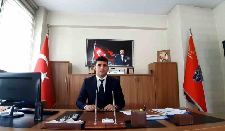 boluda-esini-darbeden-ilce-emniyet-muduru-tutuklandi-54urvJwP.jpg