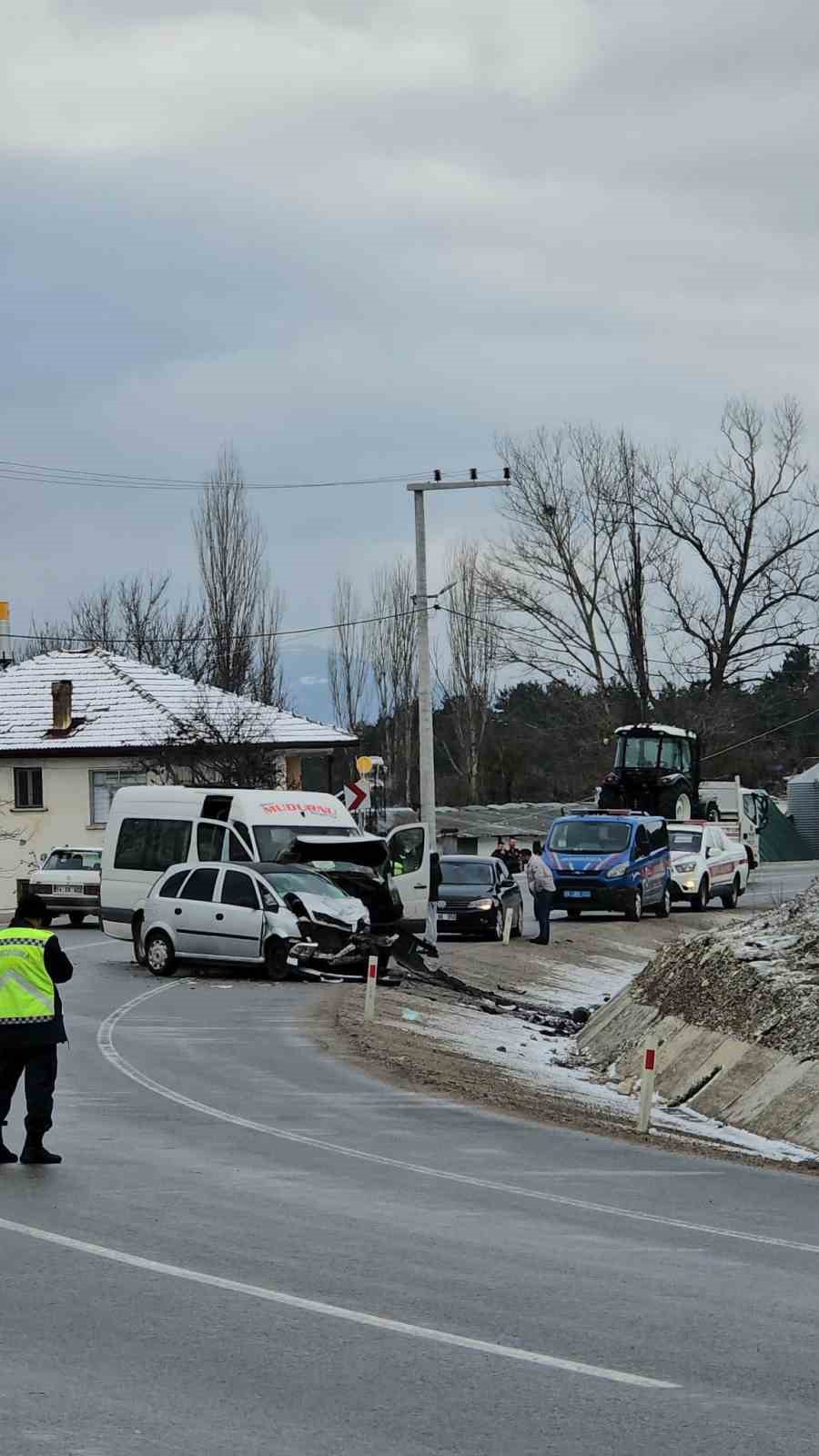 boluda feci kazada agir yaralanan vatandas hayatini kaybetti 3 jW7QDcPd
