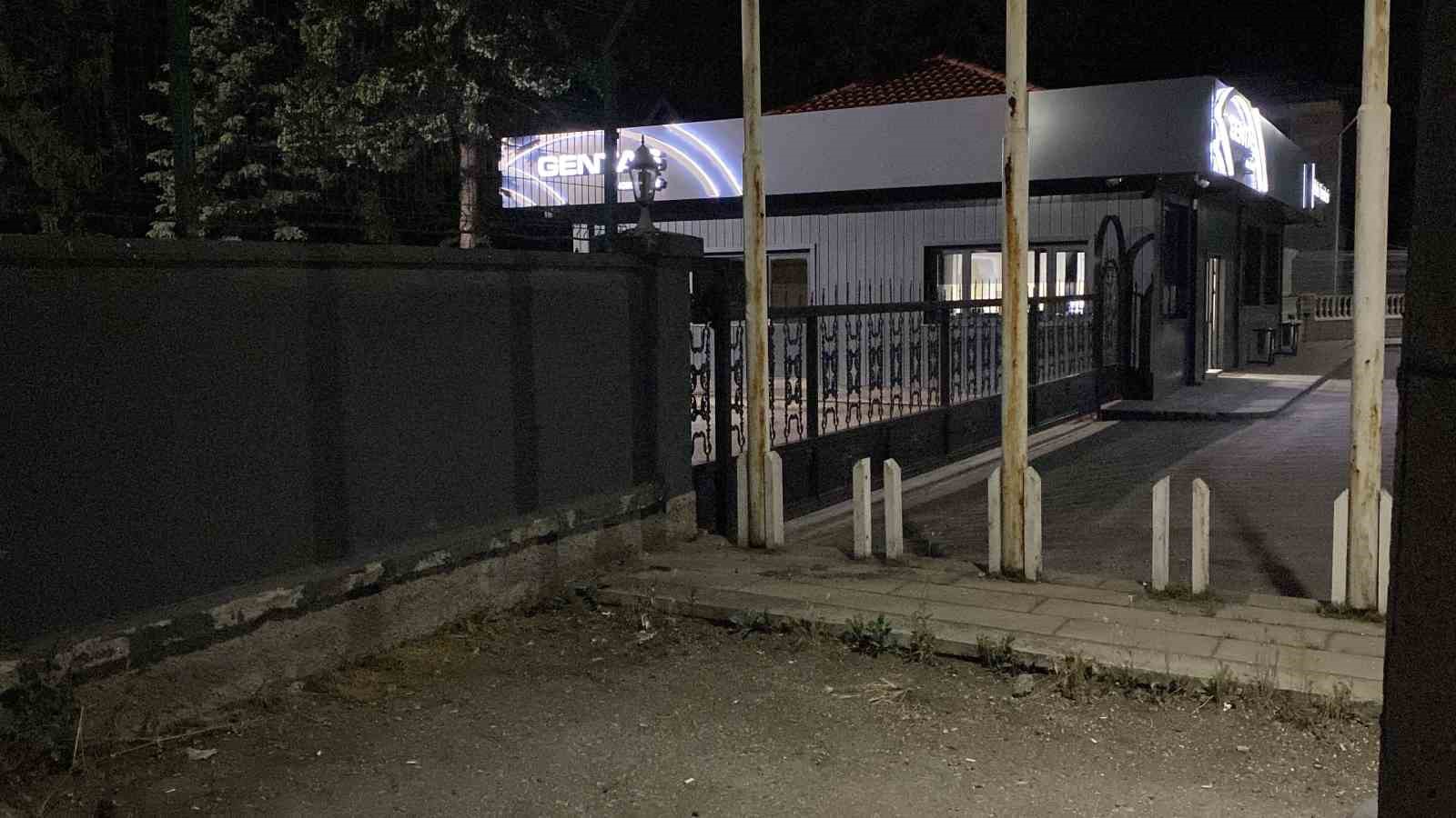 boluda gentas fabrikasinda kolunu makineye kaptiran isci yaralandi 2 jYCr31ND